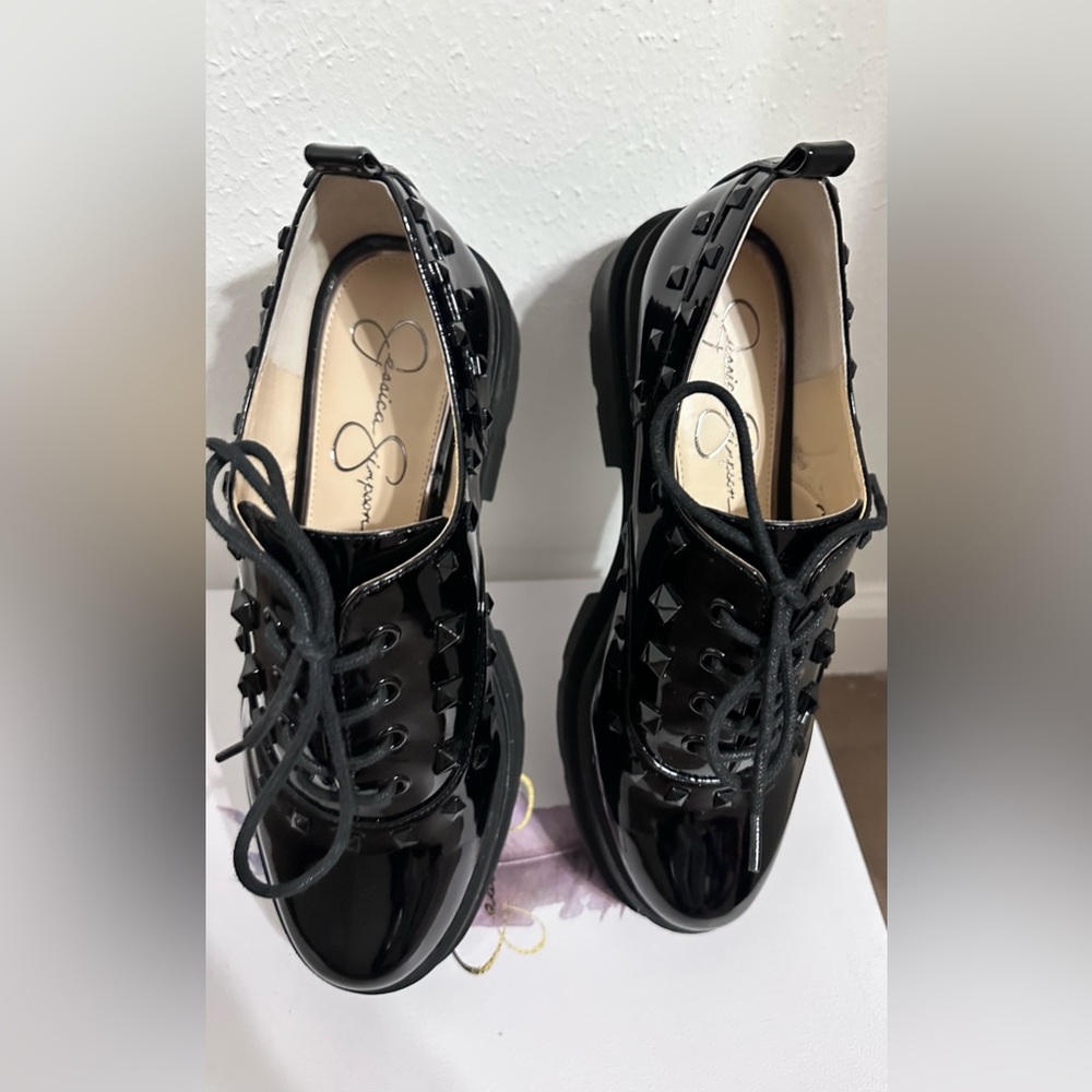 Jessica Simpson Black Patent lace up shoes